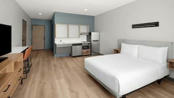 Laptop workspace, blackout drapes, WiFi (free), bed sheets