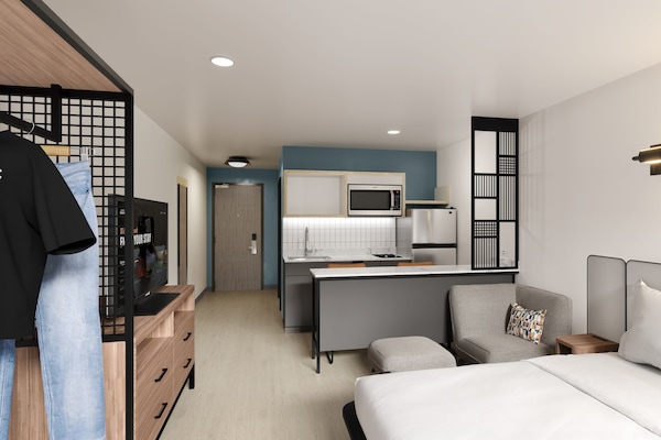 Laptop workspace, blackout drapes, free WiFi, bed sheets