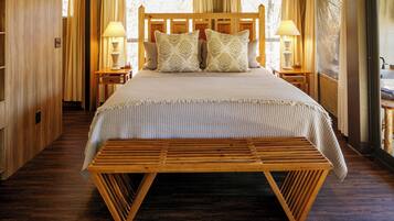 1 bedroom, internet, bed sheets