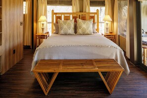 1 bedroom, internet, bed sheets