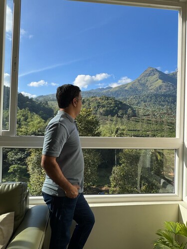 Mountain Serenity For a romantic stay at valley