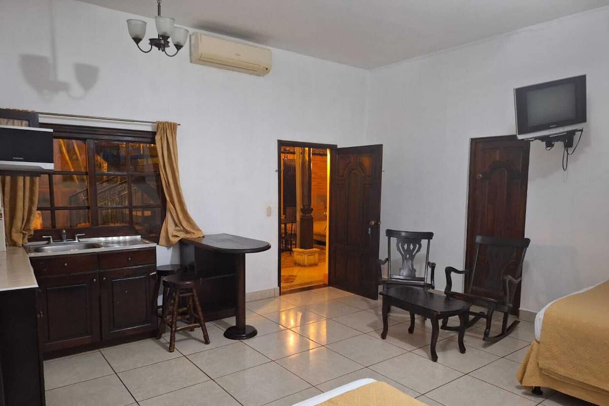 Triple Room, Courtyard View | In-room safe, soundproofing, iron/ironing board (on request)