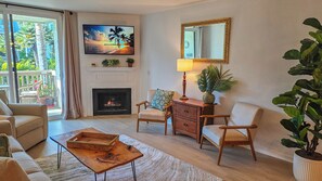 Smart-TV, Kamin, Videospiele, Tischfußball