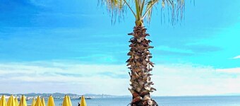 Beachfront apartment with stunning sea view – perfect for a relaxing getaway!