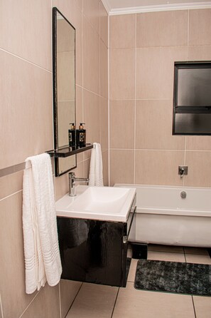 Dutxa, tovalloles i paper higiènic 