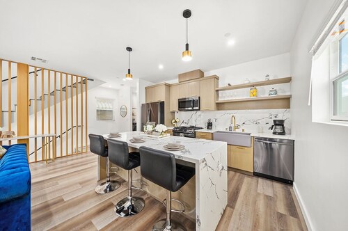 Cozy Bedroom Los Angeles