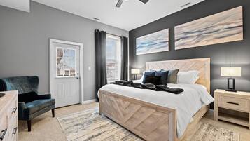 House, Multiple Beds, Patio, City View | 4 bedrooms, bed sheets