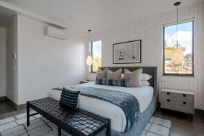 6 Schlafzimmer, Bügeleisen/Bügelbrett, kostenloses WLAN, Bettwäsche