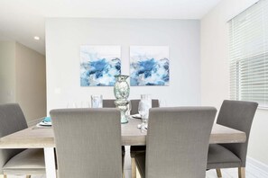Dining - Champions Gate Gem – Pool, Spa, Near Parks (Davenport)