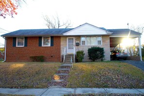 Exterior - Cozy Fully Furnished 2 Bedroom Unit (District Heights)