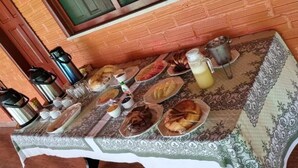 Imej tidak diklasifikasikan, 4 daripada 10, butang