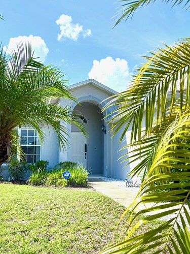 Private 3BR Home with Pool – Close to Disney Magic