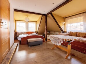 1 slaapkamer, een strijkplank/strijkijzer, beddengoed