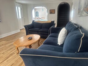 Älytelevisio, kirjoja