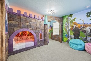 8 chambres, fer et planche à repasser, Wi-Fi gratuit, draps fournis