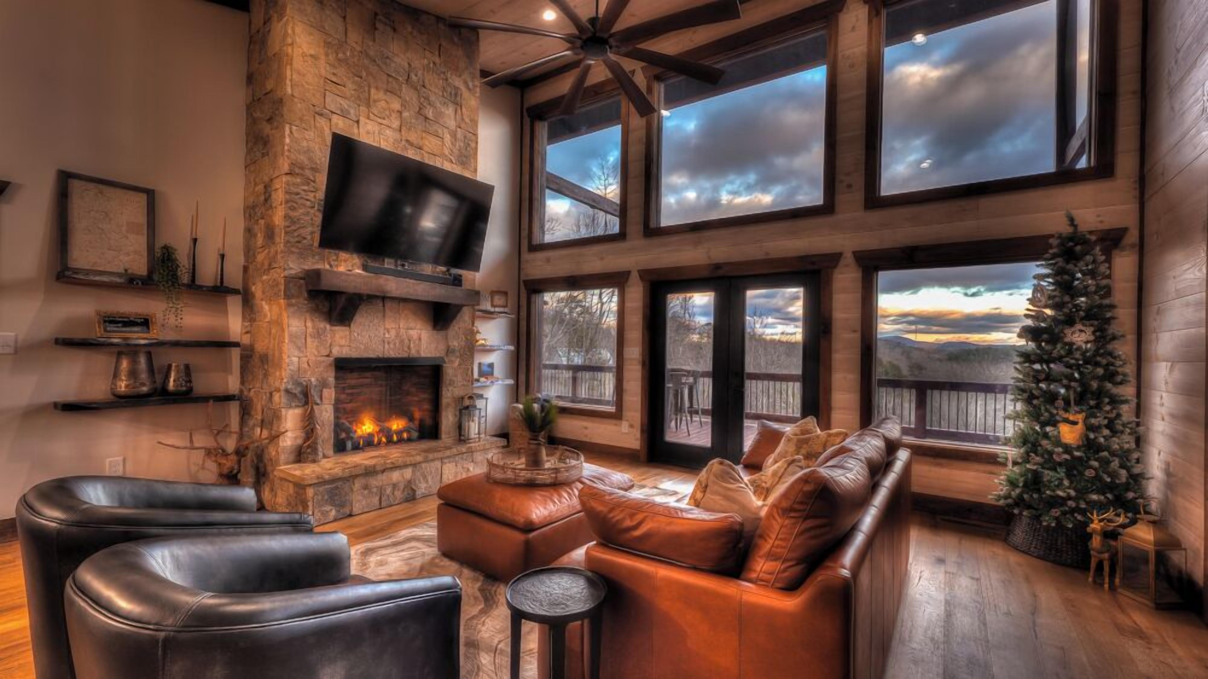 Smart TV, fireplace