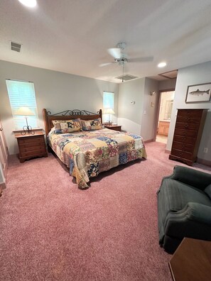 4 chambres, bureau, Wi-Fi gratuit, draps fournis