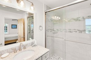 Shower, towels