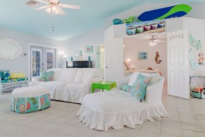 Smart TV, DVD player, books