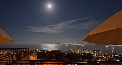 Spacious house in Valparaíso con espectacular vista a toda la bahia