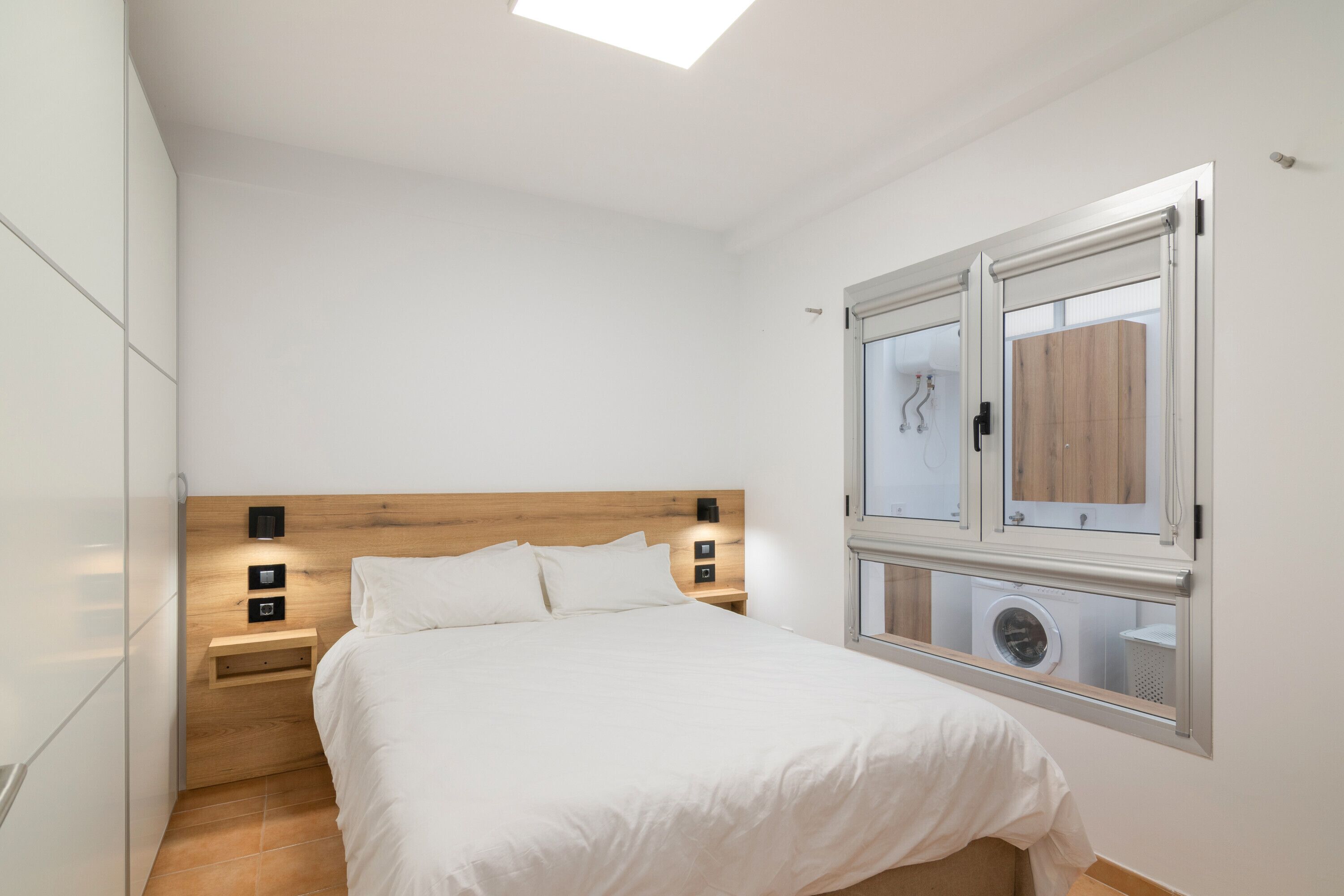 2 dormitorios, tabla de planchar con plancha, wifi gratis y ropa de cama