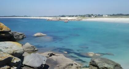 Holiday Home 'Jacqueline Face À La Mer' with Sea View, Private Garden and Wi-Fi