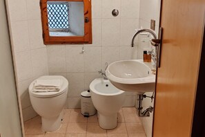 Bathroom - 20 Canacci House by 360 Rentals (Firenze)