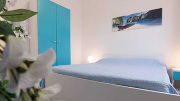 4 soverom, strykejern/-brett, wi-fi (inkludert) og sengetøy