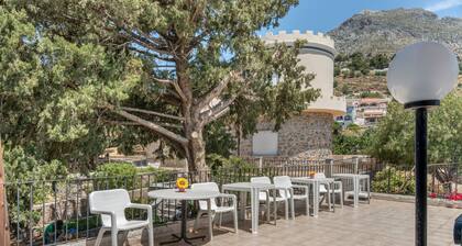 Apartment '5' with Mountain View, Wi-Fi and Air Conditioning