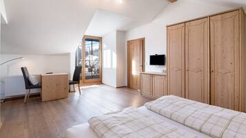 1 camera, Wi-Fi gratuito, lenzuola