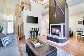 TV connectée, cheminée