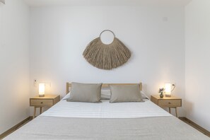 2 soverom, strykejern/-brett, wi-fi (inkludert) og sengetøy