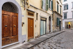 Exterior detail - Studio 'Pitti Urban' with Wi-Fi and Air Conditioning (Firenze)