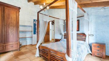 10 chambres, fer et planche Ă repasser, Wi-Fi gratuit, draps fournis