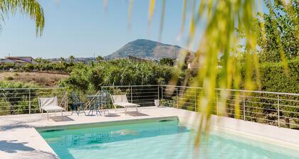 Appartement "Elena" avec vue sur la montagne, Wi-Fi et climatisation
