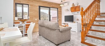 Apartment 'Axarquía 13' with Sea View, Wi-Fi and Air Conditioning