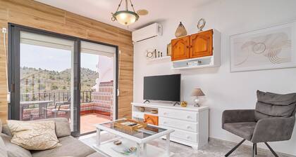 Apartment 'Axarquía 13' with Sea View, Wi-Fi and Air Conditioning