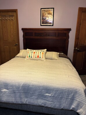 5 quartos, escrivaninha, Wi-Fi, roupa de cama