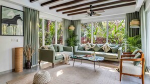 Room - 3bhk Private Pool 1km to Thalassa Villa Scapes (Siolim)