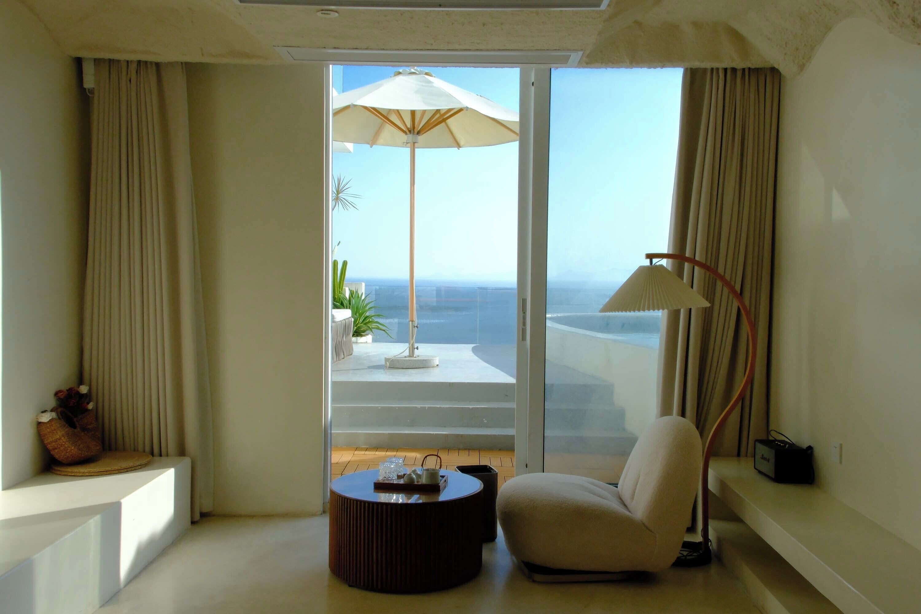 Kamar Double Romantis, pemandangan laut | Area keluarga | Mainan dan printer