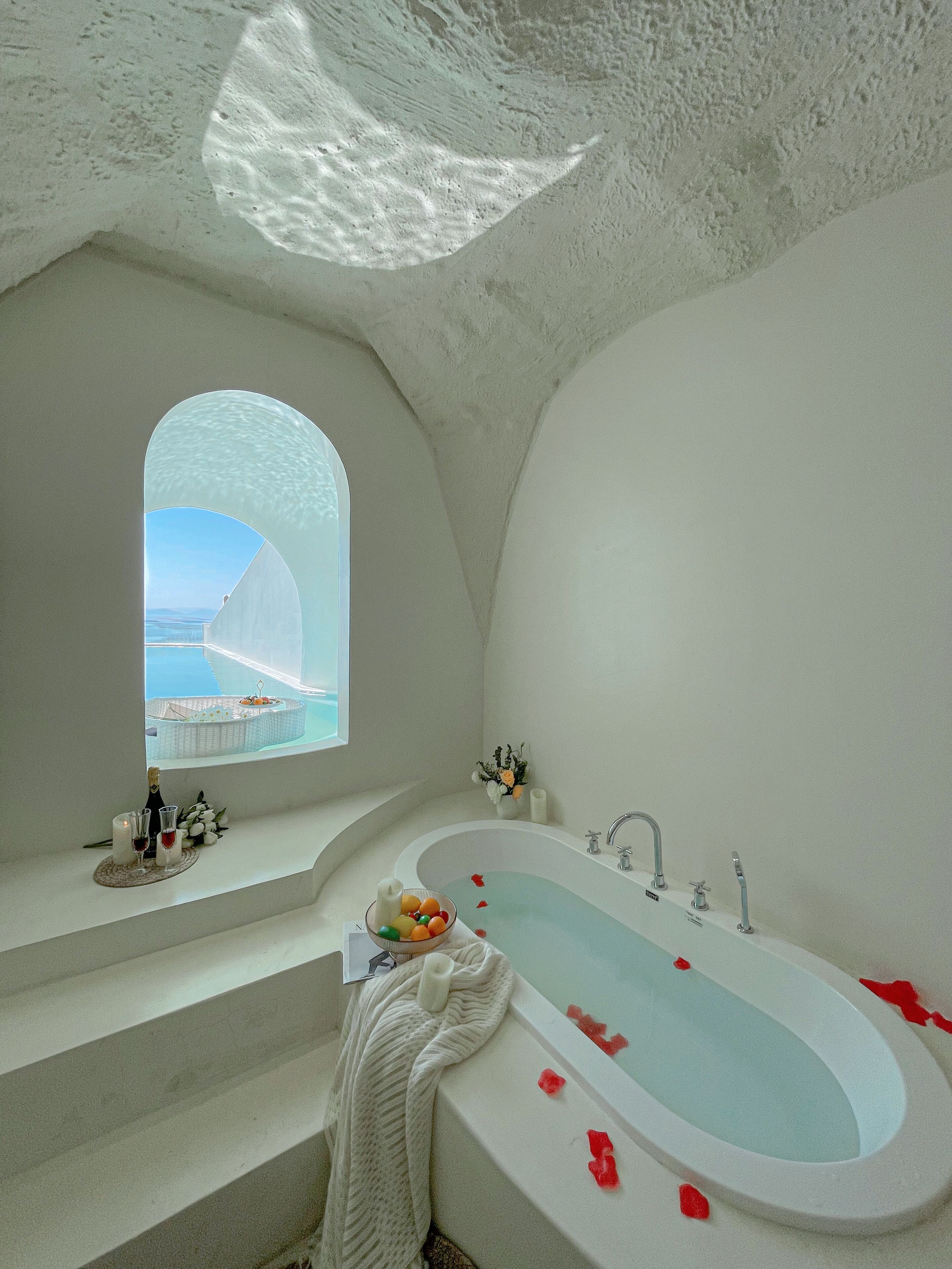 Ropa de cama de alta calidad y minibar con artículos gratuitos