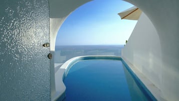 Piscina stagionale all'aperto, ombrelloni da piscina