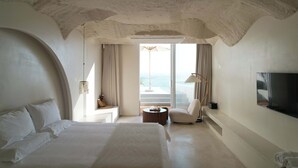 浪漫雙人房, 海景 | 高級寢具、免費迷你吧、遮光布/窗簾、隔音