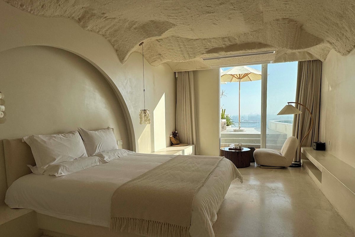 Romantisches Doppelzimmer, Meerblick | Hochwertige Bettwaren, kostenlose Minibar, Verdunkelungsvorhänge