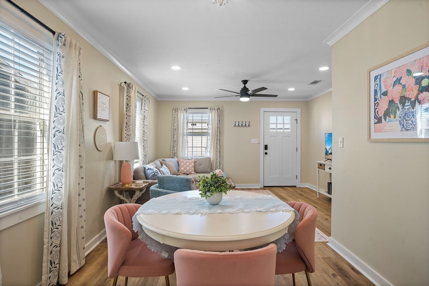 Cottage Row: Daphne - Laurel, MS