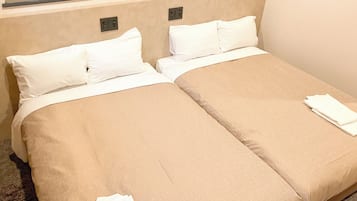 雙床房, 非吸煙房 | 書桌、免費無線上網