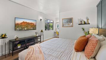 2 bedrooms, desk, iron/ironing board, WiFi