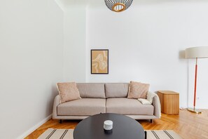 Fernseher, Stereoanlage