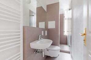 Hair dryer, towels