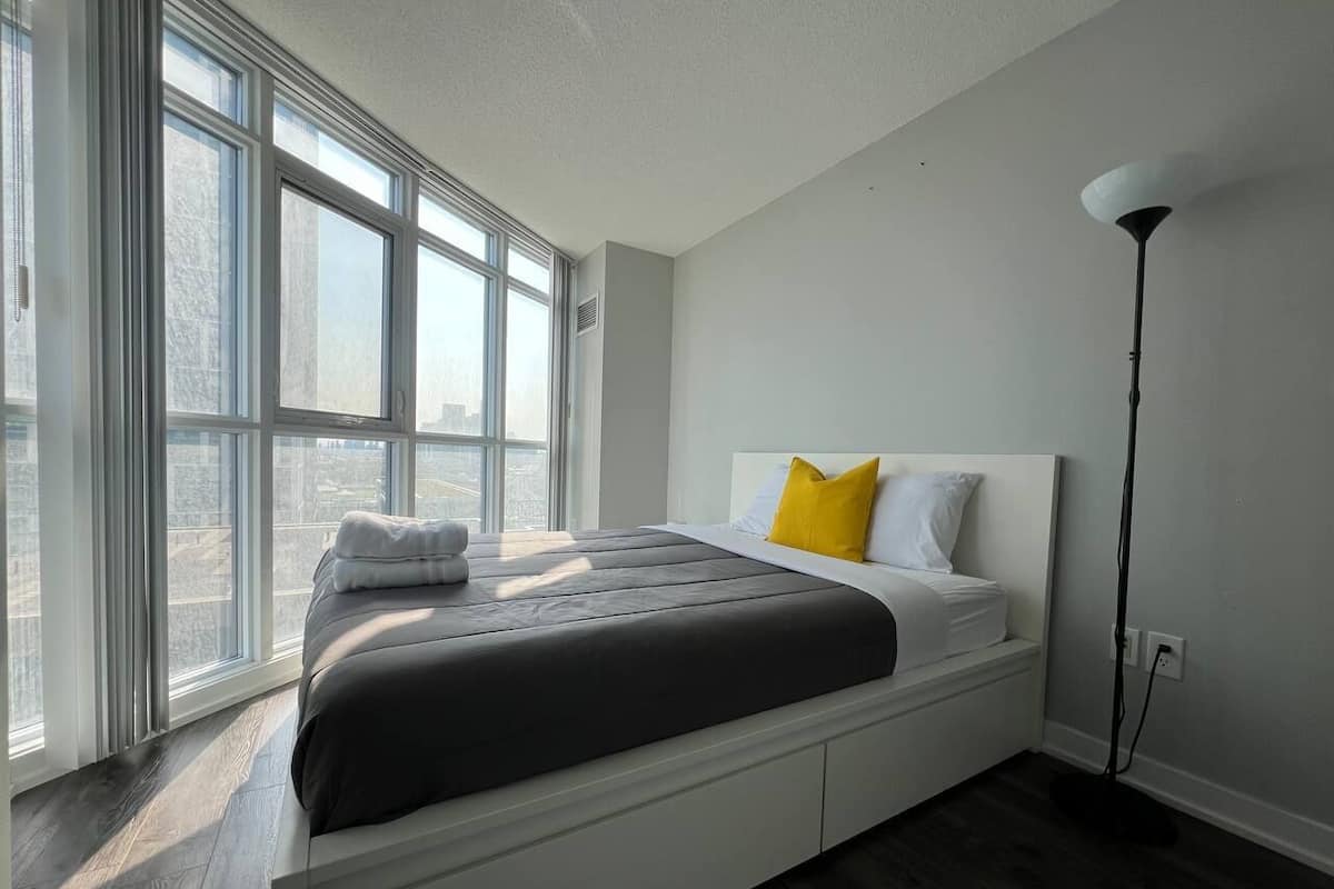 1 bedroom, blackout drapes, iron/ironing board, free WiFi